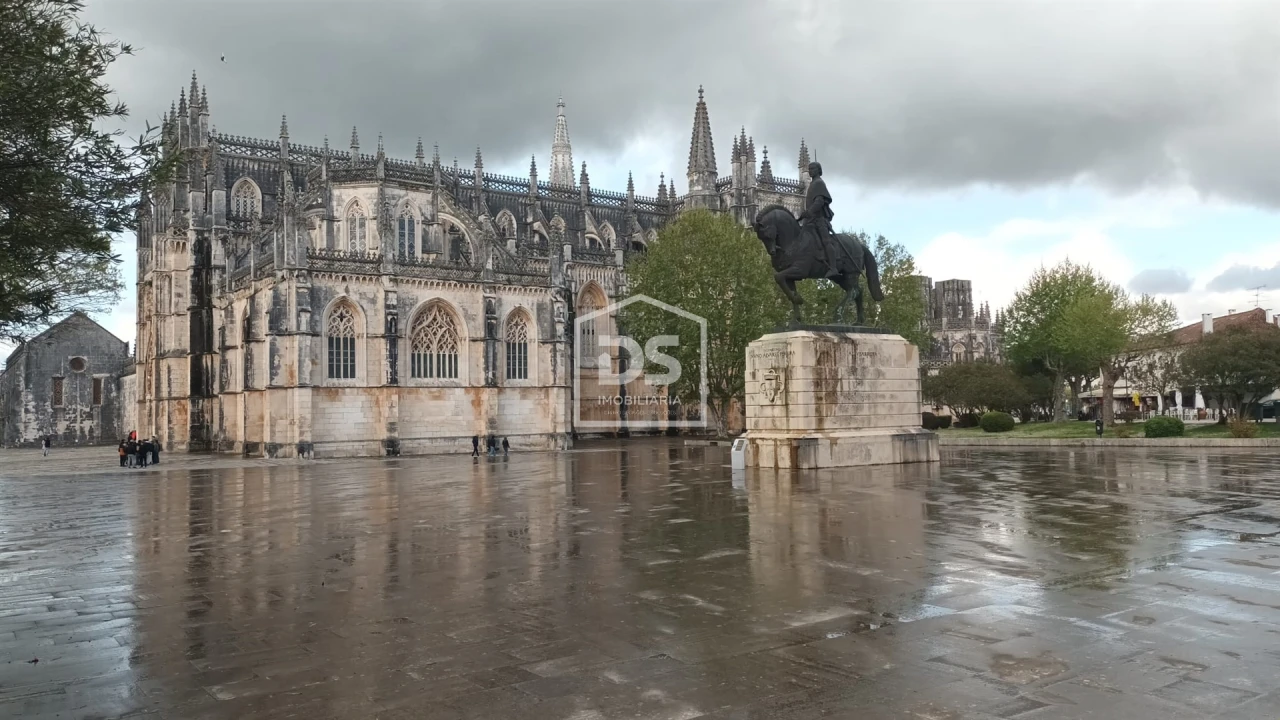 Moradia T3 para Venda em Batalha Foto 6