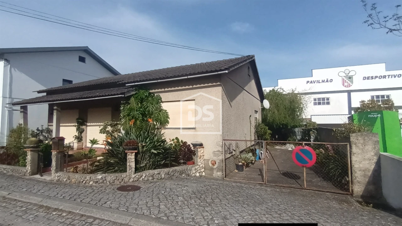 Moradia T3 para Venda em Batalha Foto 3