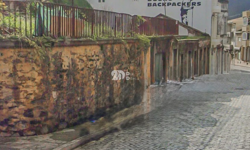 Moradia T5 para Venda em Pinhão Foto 4