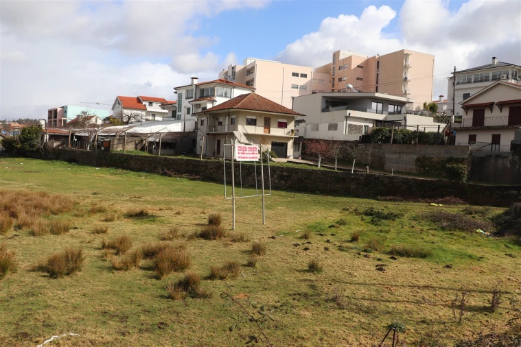 Terreno para Venda em Paços de Ferreira Foto 8