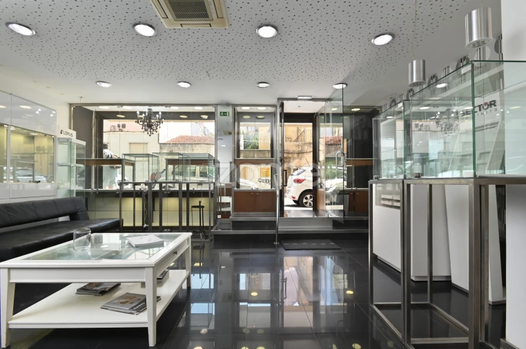 Negócio para Venda em Queluz e Belas Foto 4