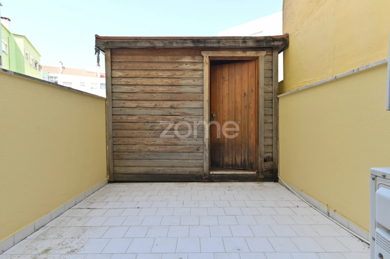 Negócio para Venda em Queluz e Belas Foto 15