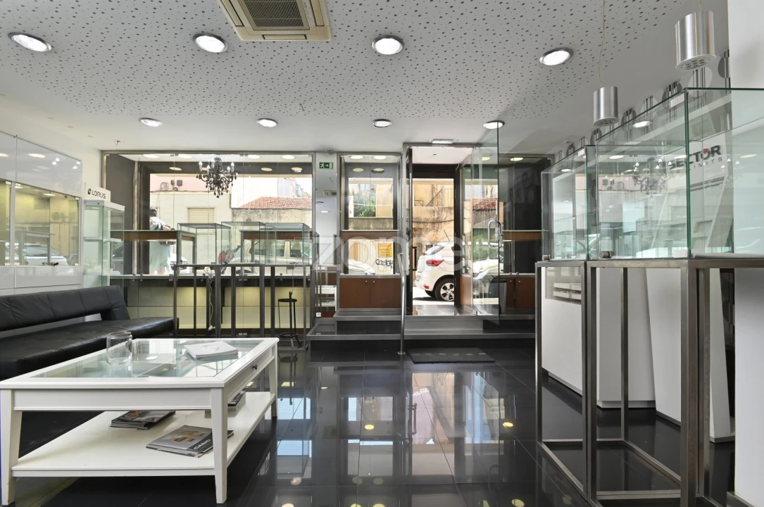 Negócio para Venda em Queluz e Belas Foto 4