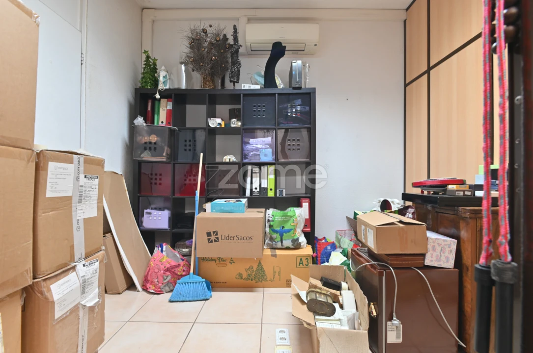 Negócio para Venda em Queluz e Belas Foto 12