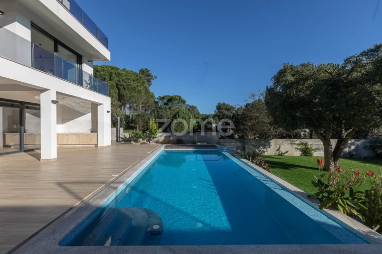 Moradia T4 para Venda em Tabua Foto 47