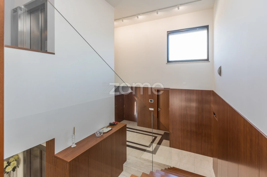 Moradia T4 para Venda em Tabua Foto 14