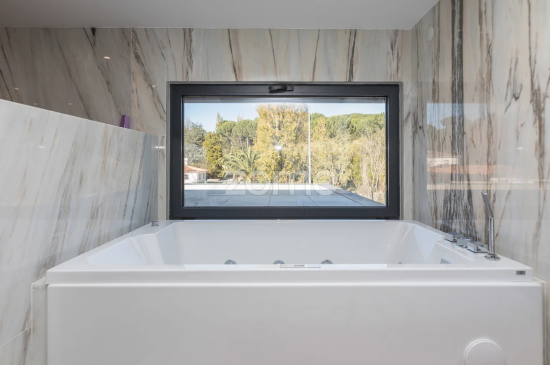 Moradia T4 para Venda em Tabua Foto 23