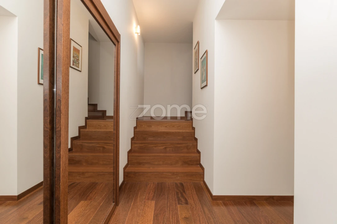 Moradia T4 para Venda em Tabua Foto 45