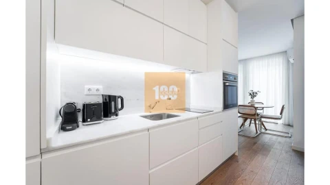 Apartamento para Venda em Cedofeita, Santo Ildefonso, Sé, Miragaia, São Nicolau e Vitória