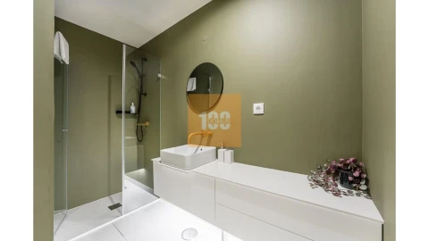 Apartamento para Venda em Cedofeita, Santo Ildefonso, Sé, Miragaia, São Nicolau e Vitória