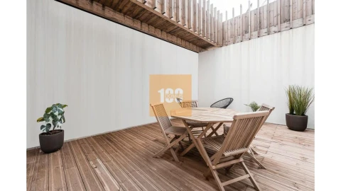 Apartamento para Venda em Cedofeita, Santo Ildefonso, Sé, Miragaia, São Nicolau e Vitória
