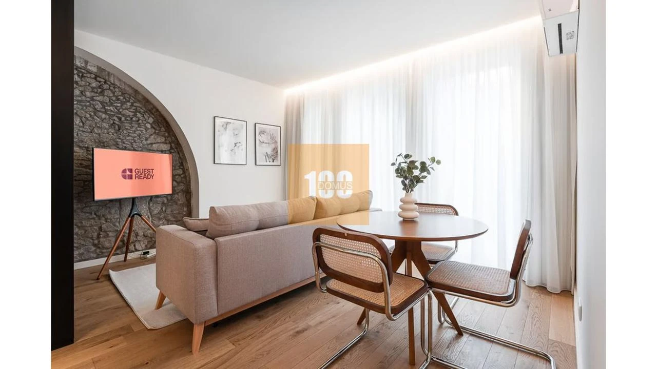 Apartamento para Venda em Cedofeita, Santo Ildefonso, Sé, Miragaia, São Nicolau e Vitória Foto 1