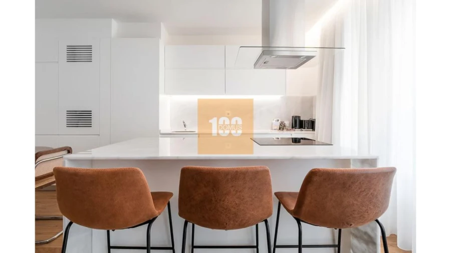 Apartamento T2 para Venda em Cedofeita, Santo Ildefonso, Sé, Miragaia, São Nicolau e Vitória Foto 11