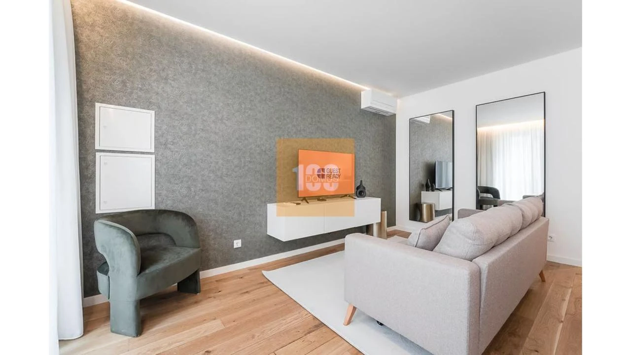 Apartamento T2 para Venda em Cedofeita, Santo Ildefonso, Sé, Miragaia, São Nicolau e Vitória Foto 7