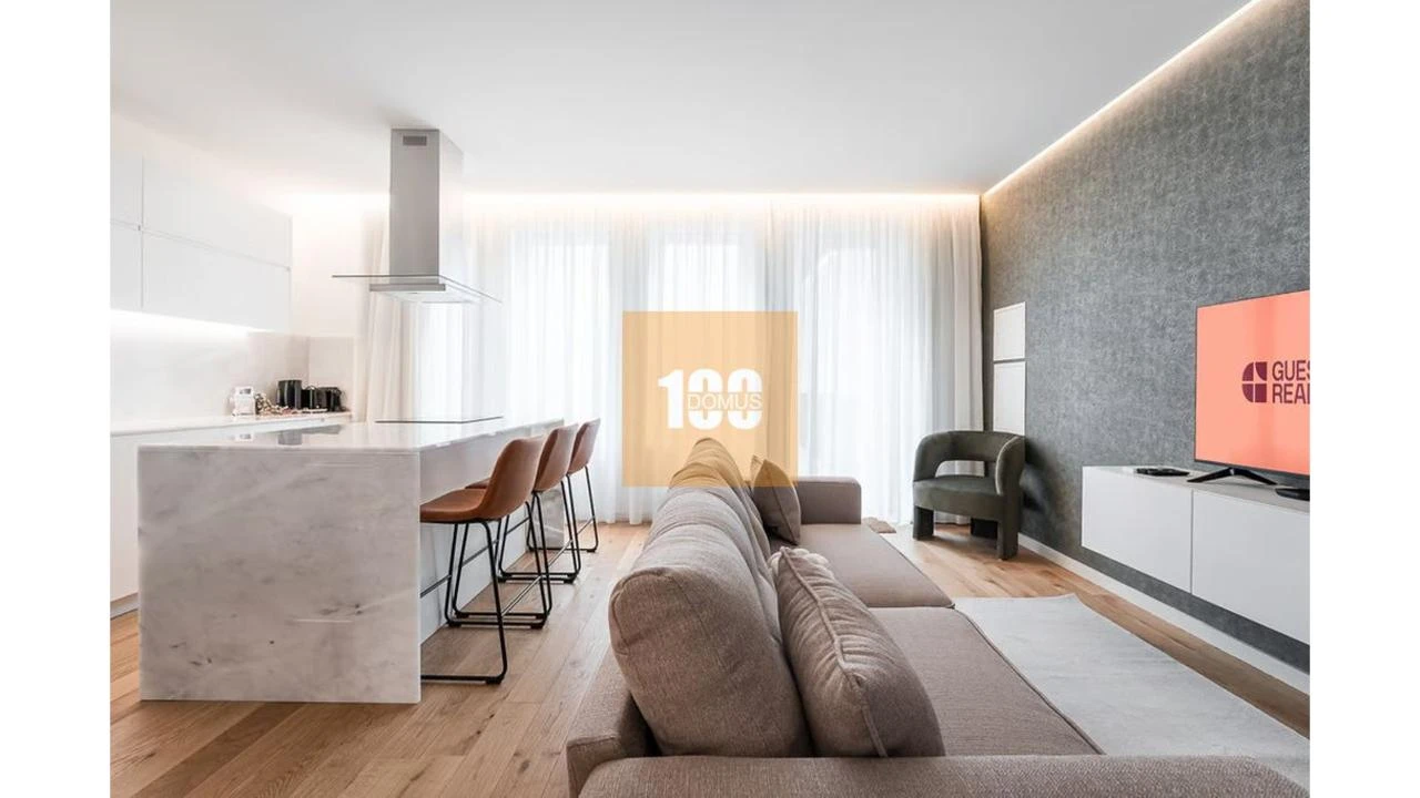 Apartamento T2 para Venda em Cedofeita, Santo Ildefonso, Sé, Miragaia, São Nicolau e Vitória Foto 9