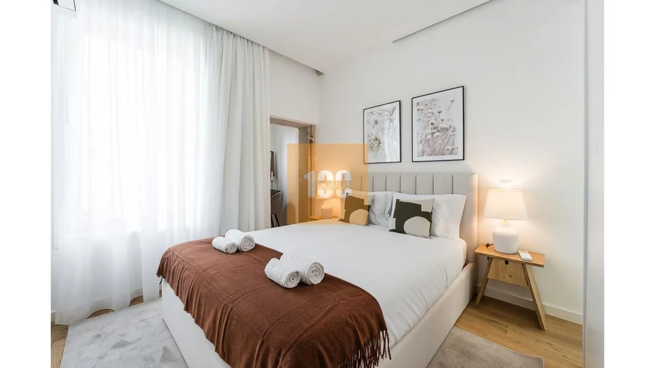 Apartamento T2 para Venda em Cedofeita, Santo Ildefonso, Sé, Miragaia, São Nicolau e Vitória Foto 18