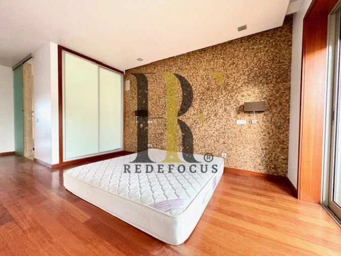 Moradia T3 para Venda em São João da Madeira Foto 21