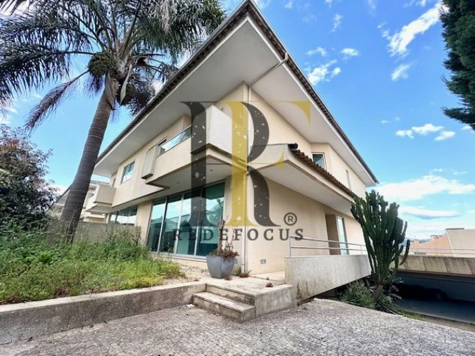 Moradia T3 para Venda em São João da Madeira