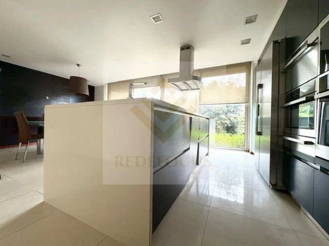 Moradia T3 para Venda em São João da Madeira Foto 6