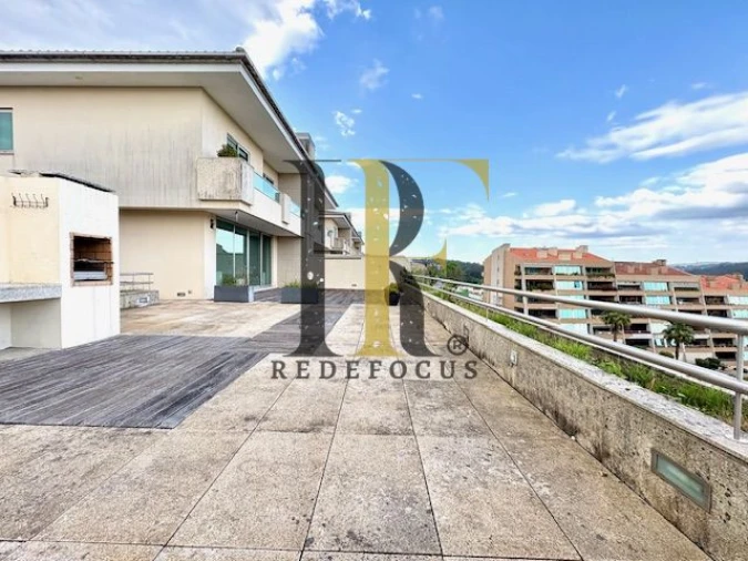 Moradia T3 para Venda em São João da Madeira Foto 32