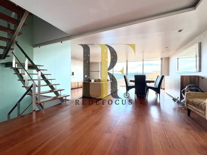 Moradia T3 para Venda em São João da Madeira Foto 2