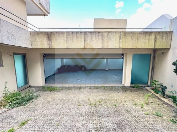 Moradia T3 para Venda em São João da Madeira Foto 35