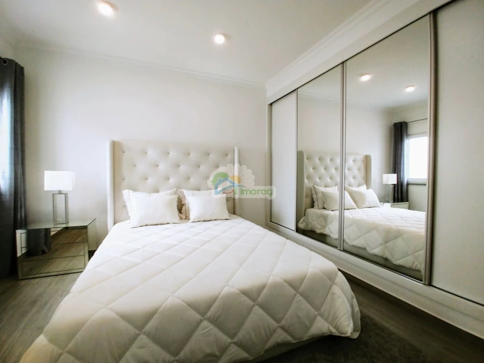 Apartamento T3 para Venda em Reguengos de Monsaraz Foto 3