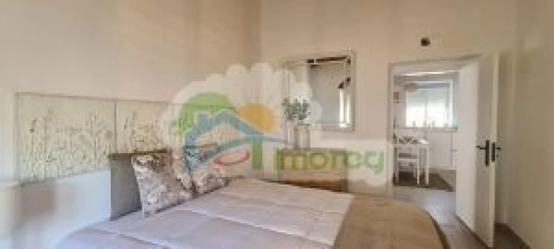 Moradia T2 para Venda em Campo e Campinho Foto 12