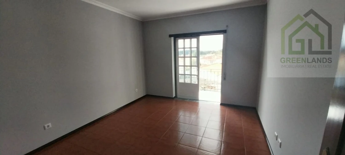 Apartamento T2 para Venda em Arganil Foto 12