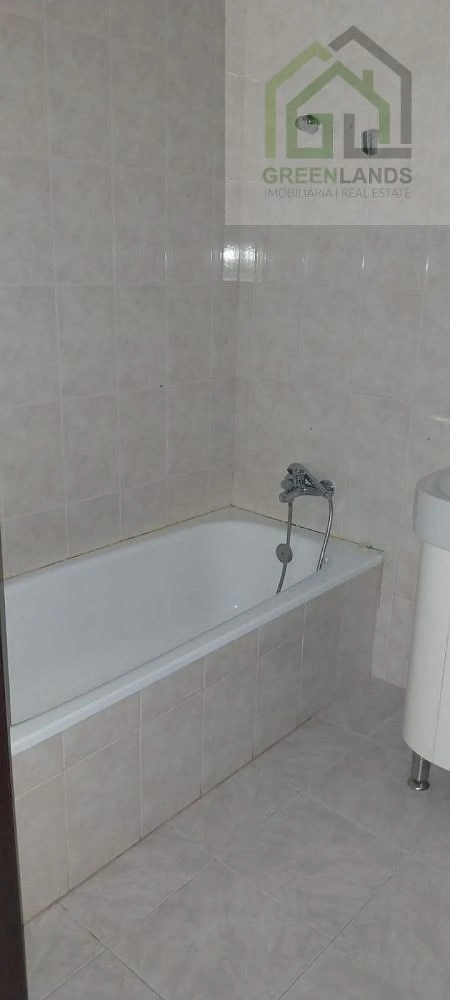 Apartamento T2 para Venda em Arganil Foto 24