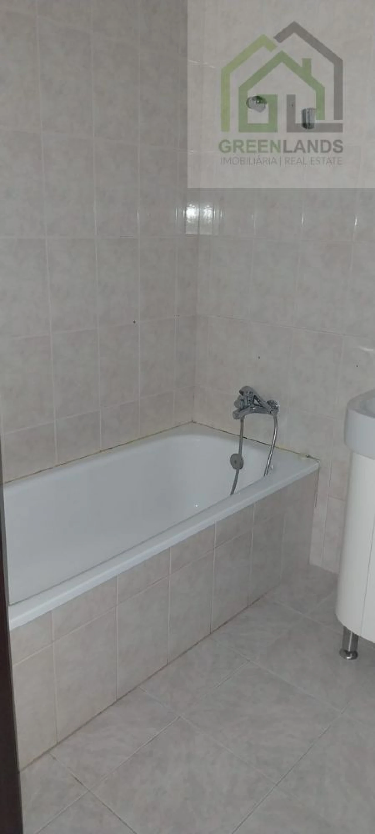 Apartamento T2 para Venda em Arganil Foto 24