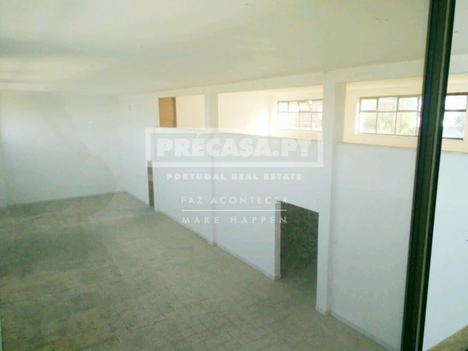 Loja para Arrendamento em Massamá e Monte Abraão Foto 19