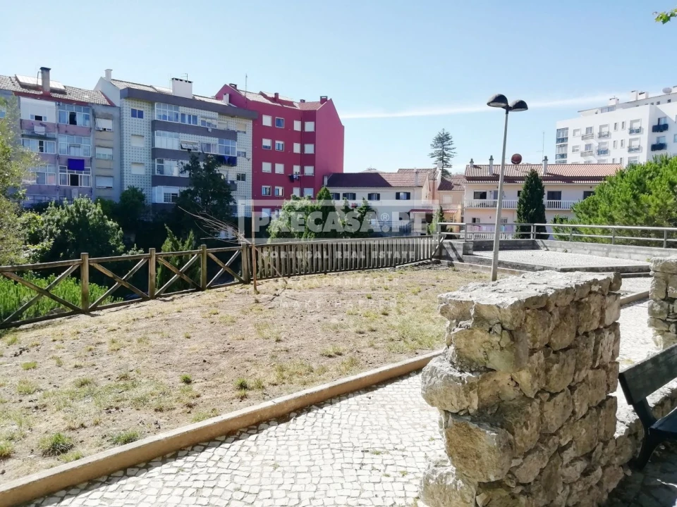 Loja para Venda em Agualva e Mira-Sintra Foto 3