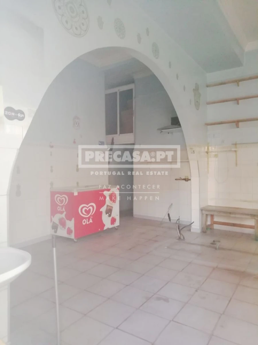 Loja para Arrendamento em Penha de França Foto 10