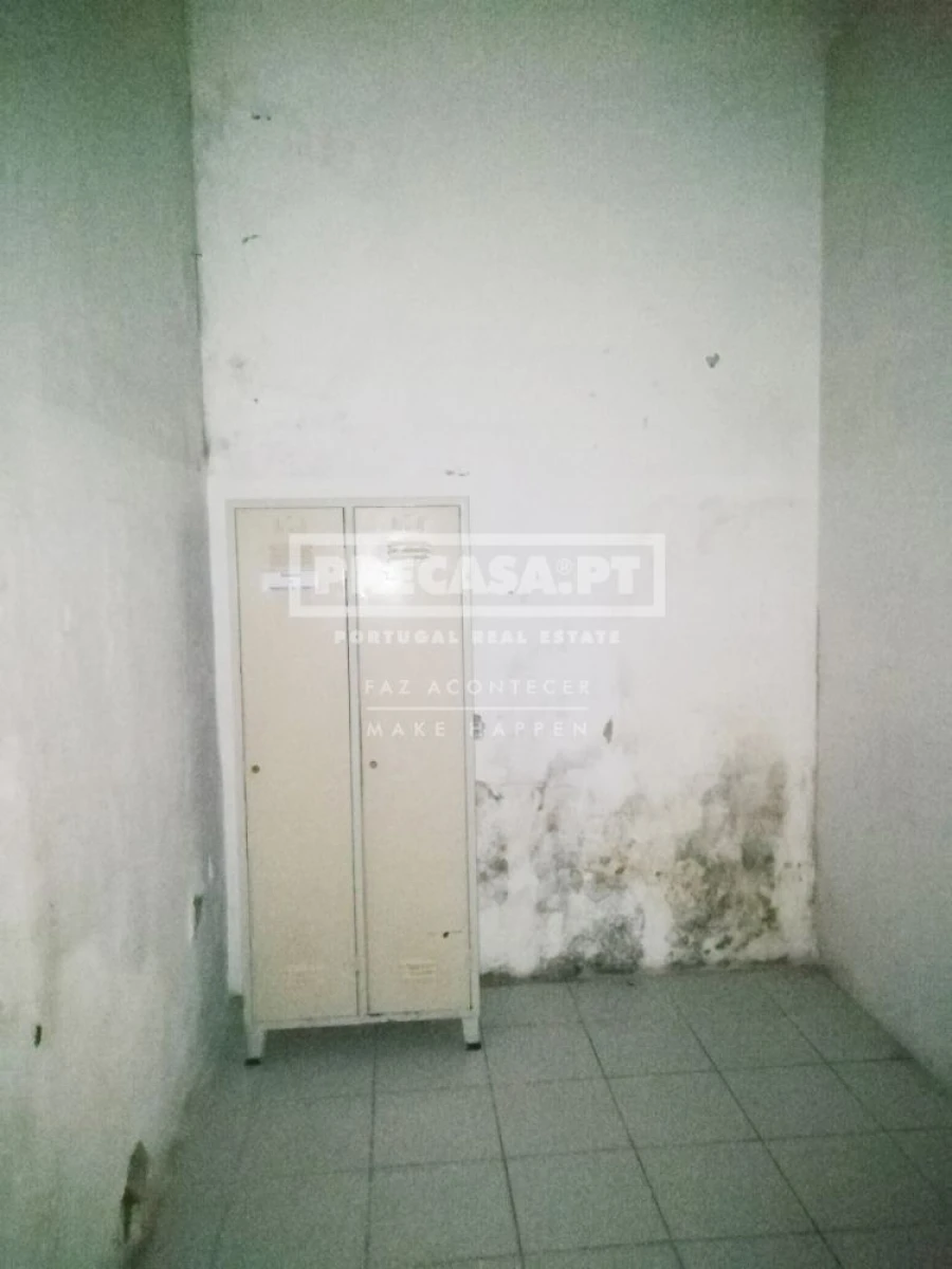 Loja para Arrendamento em Penha de França Foto 7