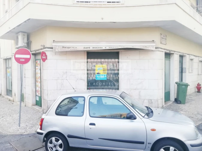 Loja para Arrendamento em Penha de França Foto 12