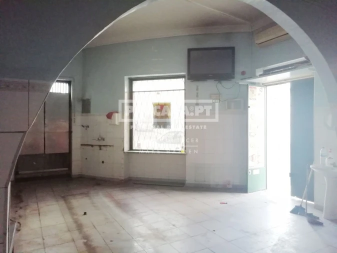 Loja para Arrendamento em Penha de França Foto 5