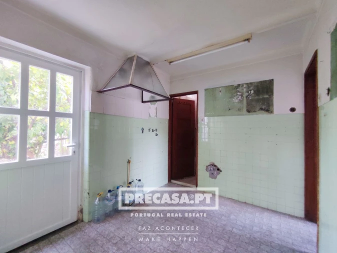 Moradia T3 para Venda em Benfica Foto 13