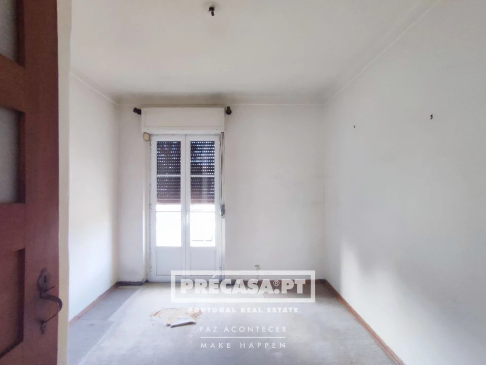 Moradia T3 para Venda em Benfica Foto 24