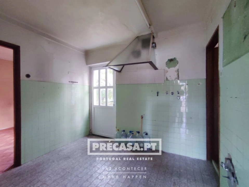 Moradia T3 para Venda em Benfica Foto 14