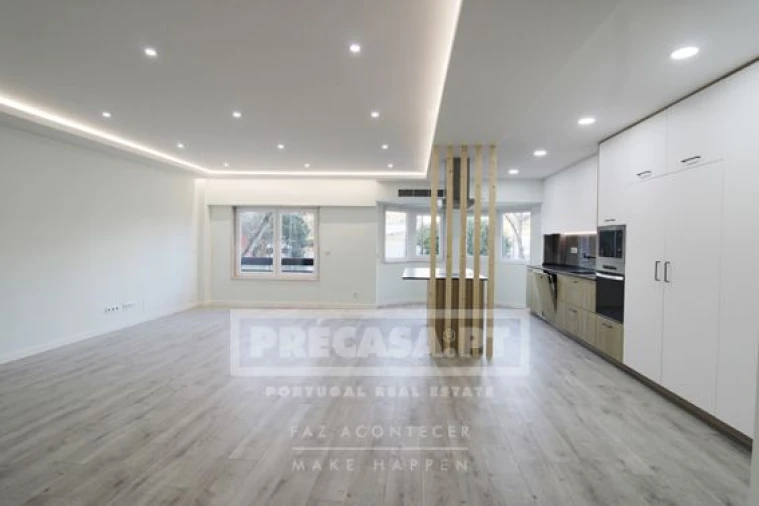 Apartamento T3 para Venda em São Domingos de Benfica Foto 1