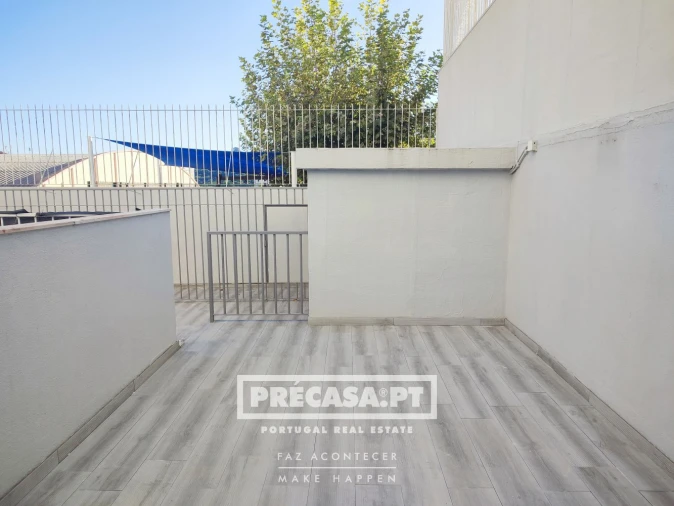 Apartamento T3 para Venda em São Domingos de Benfica Foto 27