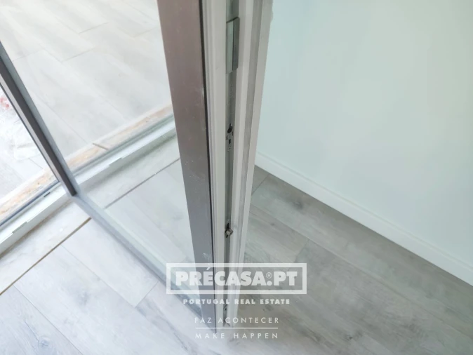 Apartamento T3 para Venda em São Domingos de Benfica Foto 37