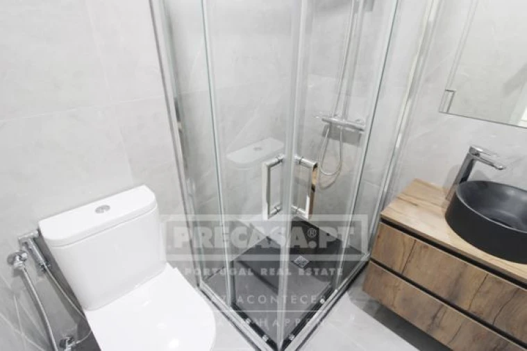 Apartamento T3 para Venda em São Domingos de Benfica Foto 11