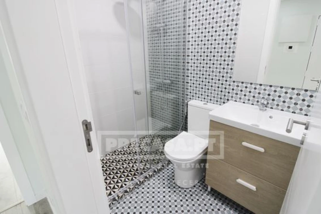 Apartamento T3 para Venda em São Domingos de Benfica Foto 13