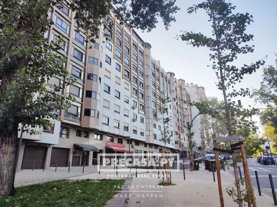 Apartamento T3 para Venda em São Domingos de Benfica Foto 41