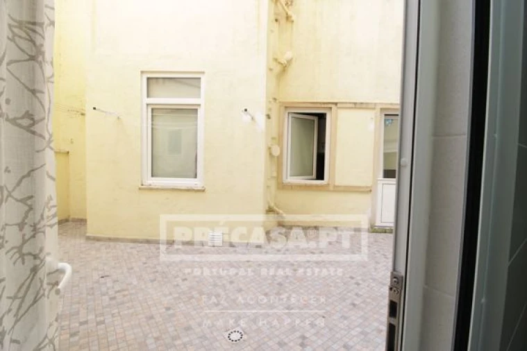 Apartamento T2 para Venda em Penha de França Foto 37