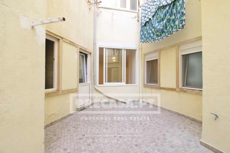 Apartamento T2 para Venda em Penha de França Foto 38