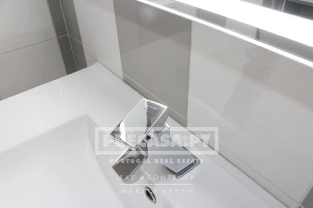 Apartamento T2 para Venda em Penha de França Foto 45