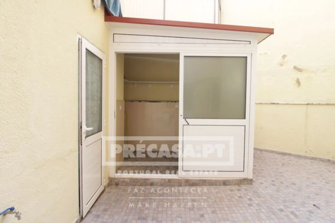 Apartamento T2 para Venda em Penha de França Foto 41